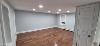 22 Clermont St, Saugerties, NY 12477