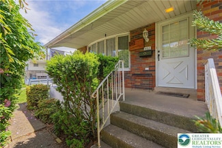 952 E Union St, Allentown, PA 18109