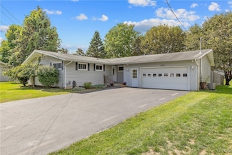 103 Ronnell Dr, Syracuse, NY 13219