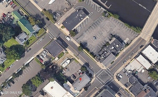 9 S Water St, Greenwich, CT 06830