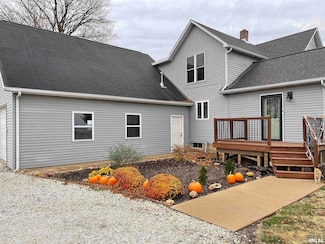 1379 N County Road 1950 N Rd, Lowpoint, IL 61545