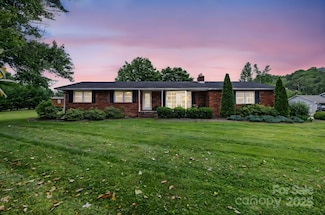 242 Pattys Chapel Rd, Fletcher, NC 28732