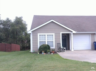 1230 Helen Ct, Eudora, KS 66025