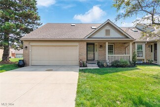 5542 Dorrington Ave NE Unit 33, Canton, OH 44721
