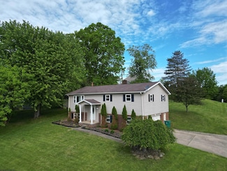 111 Brentwood Dr, Bridgeport, WV 26330