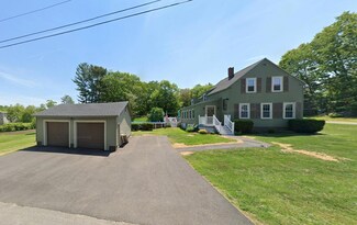 18 Hubbard St, Saco, ME 04072