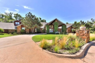 1530 Spring Creek Dr, Yukon, OK 73099
