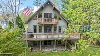 20 Zack Ln, Averill Park, NY 12018