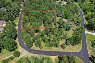 336 Robindale Ct, Nekoosa, WI 54457