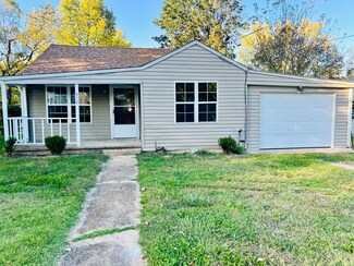 819 W Chestnut St, Houston, MO 65483