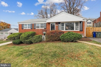 941 N Mckinley Rd, Arlington, VA 22205