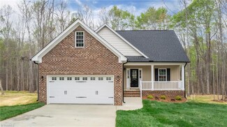 2987 Wesley Farm Ln, Sophia, NC 27350