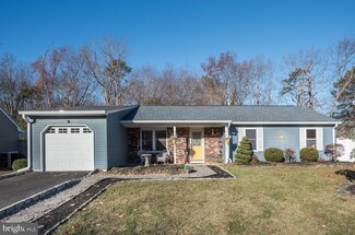 4 Cannon Ball Dr, Howell, NJ 07731