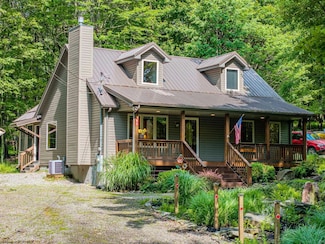 85 Anemone Ln, Terra Alta, WV 26764