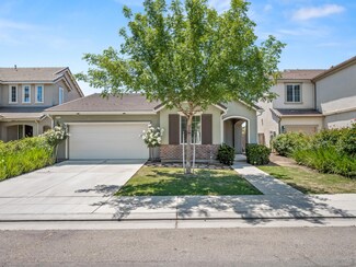 5713 W Parr Ave, Fresno, CA 93722