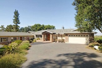 26431 Elena Rd, Los Altos Hills, CA 94022