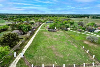 6435 Cooksey Rd, Adkins, TX 78101
