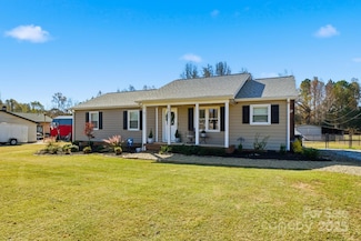 1637 Jim McCarter Rd N, Clover, SC 29710