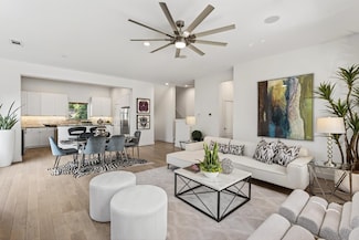 4830 Cedar Springs Rd Unit 27, Dallas, TX 75219