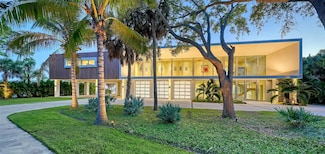 4123 Bay Shore Rd, Sarasota, FL 34234