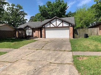 16942 Meadowlark St, Conroe, TX 77385