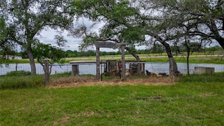 2387 State Highway 304, Gonzales, TX 78629