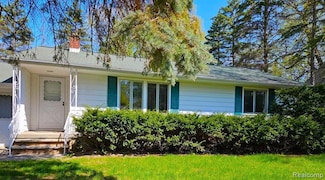 1524 Waldman Ave, Flint, MI 48507