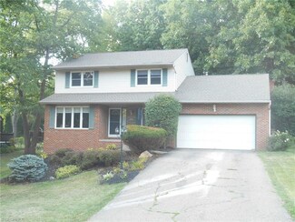 5115 Seaview Cir NW, Canton, OH 44708