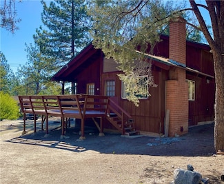 2521 Cedarwood Dr, Pine Mountain Club, CA 93222