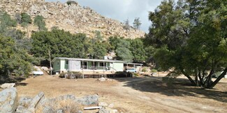 42328 Indian Oak Rd, Caliente, CA 93518
