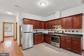 1330 W Girard Ave Unit 2F, Philadelphia, PA 19123