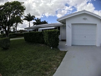 1727 SW 18th St, Boynton Beach, FL 33426