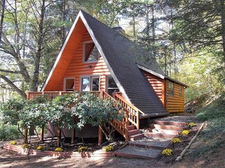 34 Black Hawk Trail, Dugspur, VA 24325
