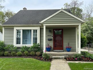 8441 Colgate St, Oak Park, MI 48237