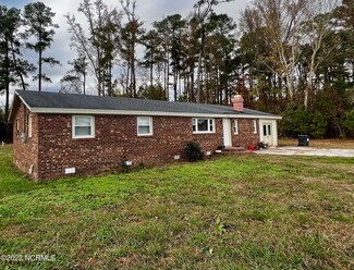 5566 Us Highway 17 S, Chocowinity, NC 27817