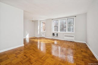 3 Sadore Ln Unit 2J, Yonkers, NY 10710