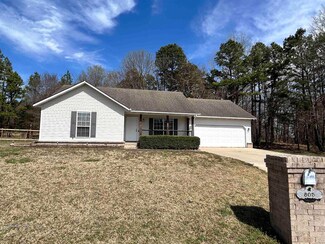 805 N 72nd Cove, Paragould, AR 72450