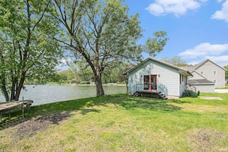 1370 E 700 S, Wolcottville, IN 46795
