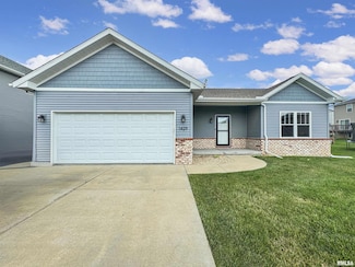 1429 Eagle Ave, Washington, IL 61571