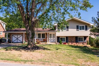 2792 Waters View Dr, Nashville, TN 37217