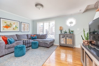 21 Rogers St, Boston, MA 02127