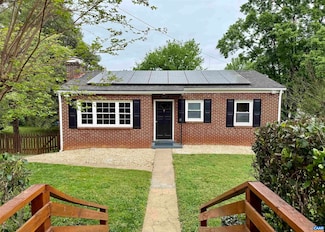 1007 Saint Charles Ave, Charlottesville, VA 22901