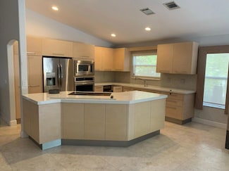 3520 SW 51st St, Fort Lauderdale, FL 33312