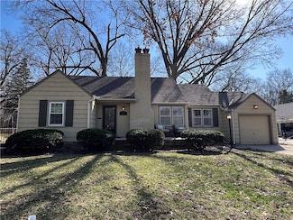 8025 Meadow Ln, Leawood, KS 66206