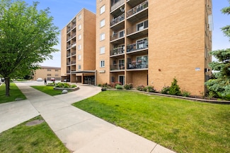 5332 N Delphia Ave Unit 108, Chicago, IL 60656