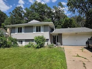 13422 Flagstaff Ave, Saint Paul, MN 55124