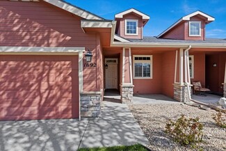 1692 W Raincrest Dr, Meridian, ID 83646