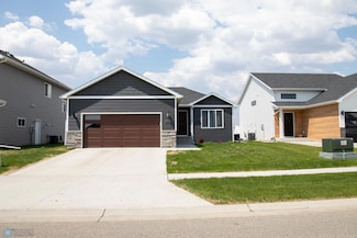 2700 14th St W, West Fargo, ND 58078