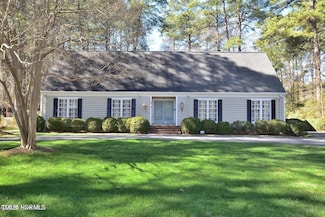 322 Gravely Dr, Rocky Mount, NC 27804