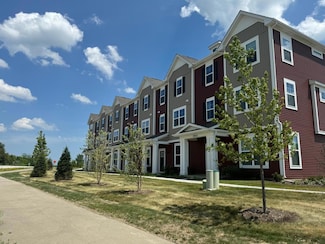 1526 Albany St, Grayslake, IL 60030